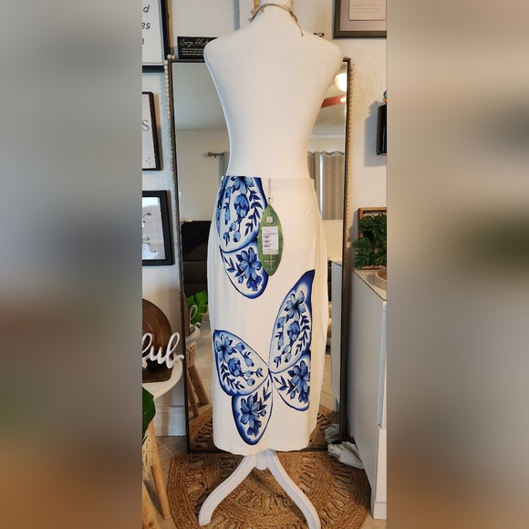 Farm Rio Borboleta Skirt - Picture 6 of 13